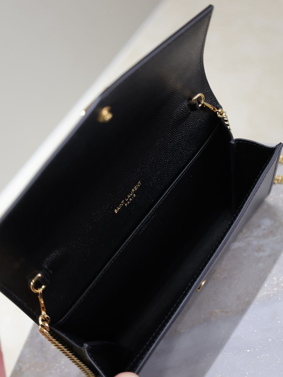 Uptown Saint Laurent 607788.8