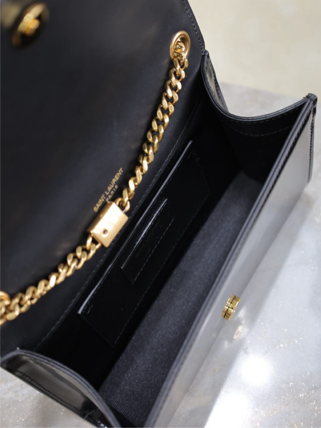 Kate 20 Saint Laurent 469390.14