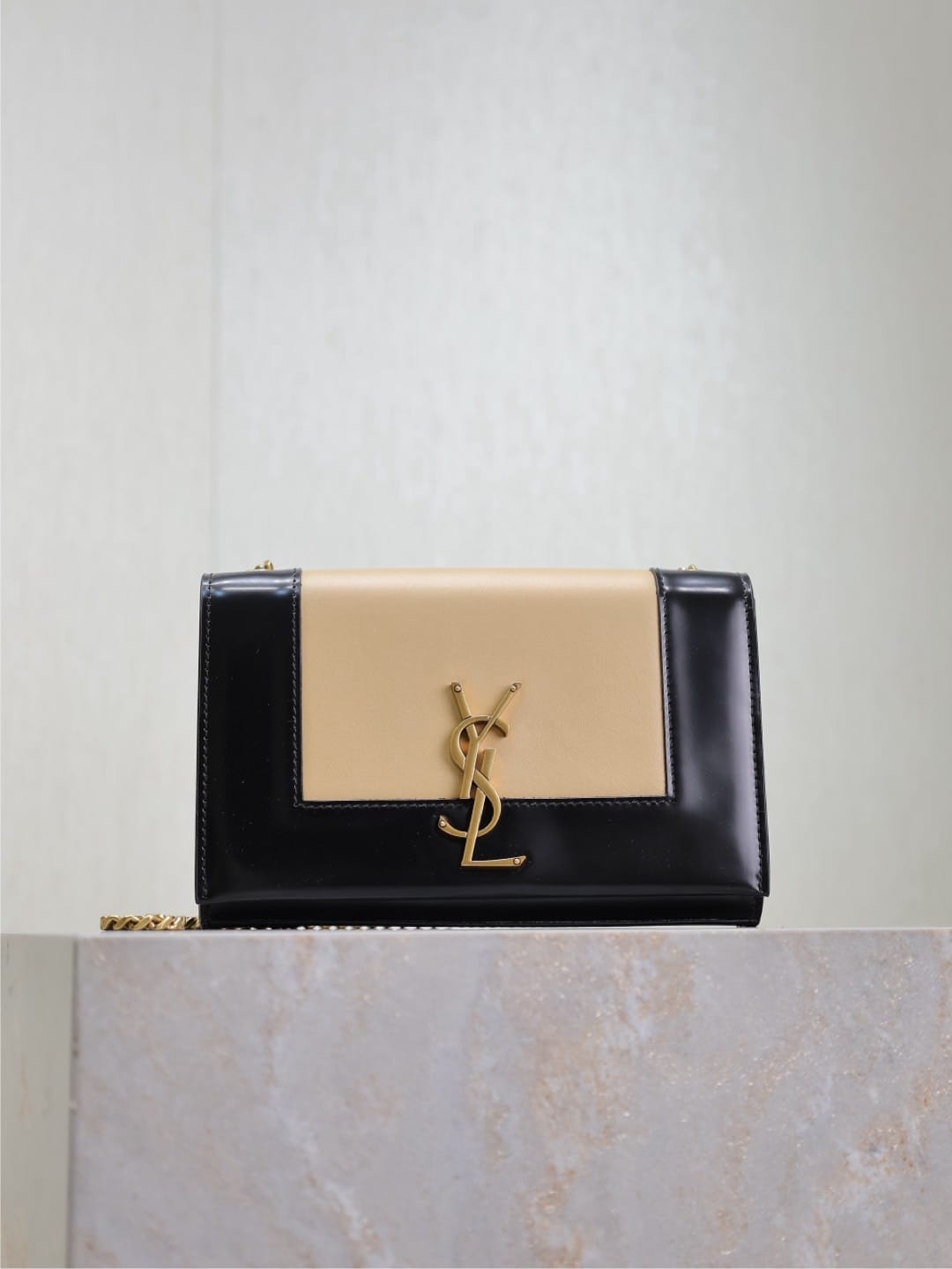 Kate 20 Saint Laurent 469390.14