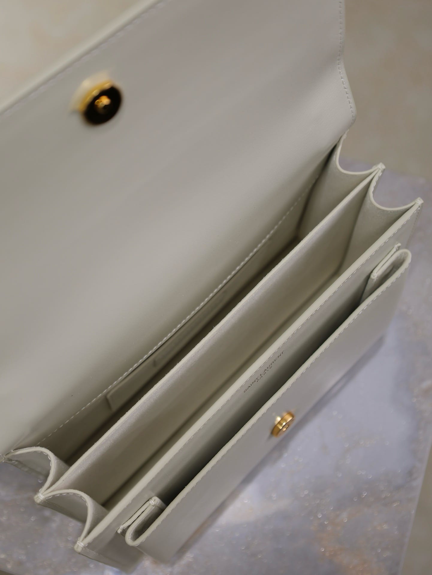 Sunset 22cm Saint Laurent 422906.4