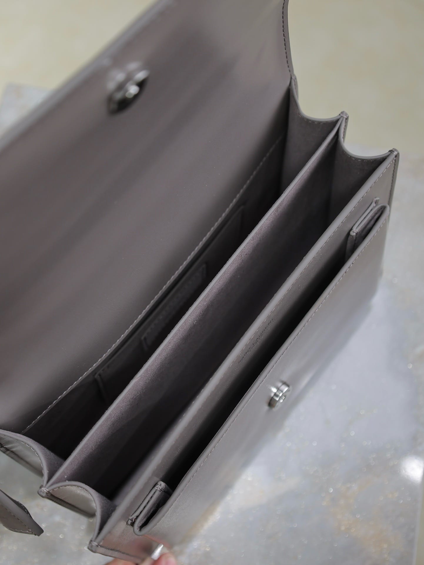 Sunset 22cm Saint Laurent 422906.16