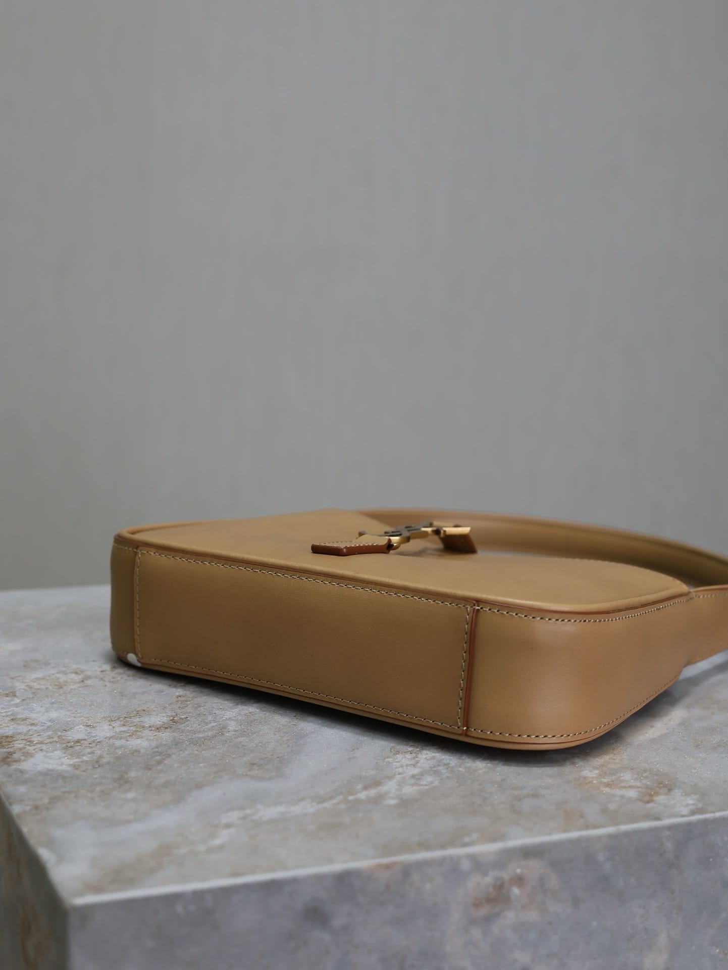 Le 5A7 mini Saint Laurent 710310.7