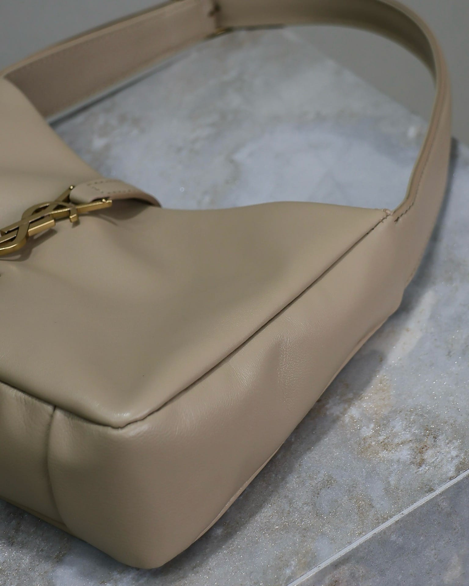 Le 5A7 Saint Laurent 657228.15