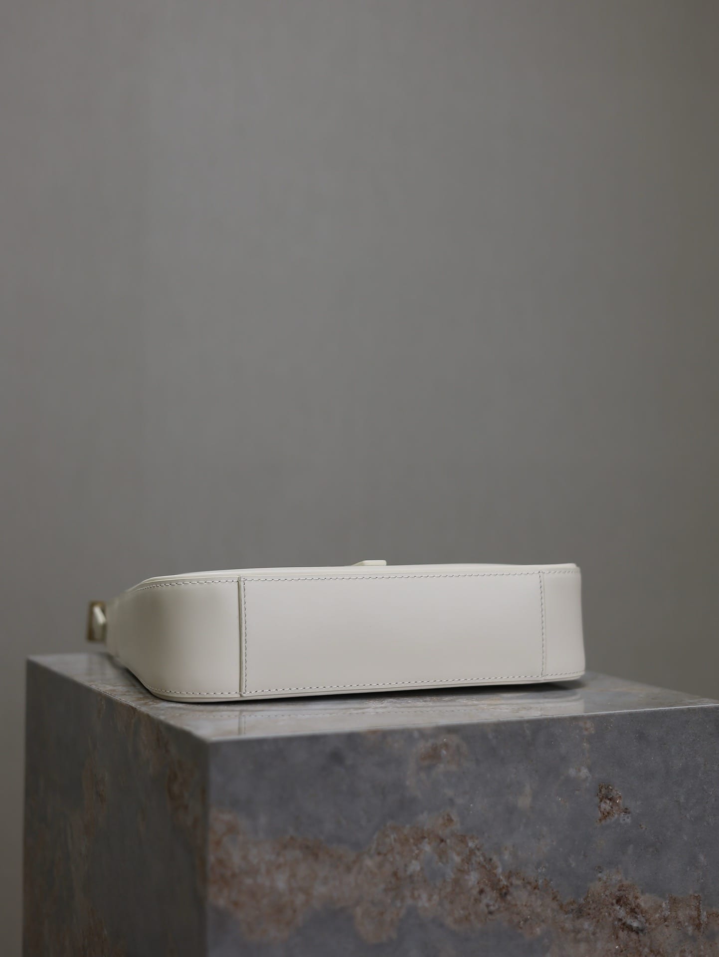 Le 5A7 Saint Laurent 657228.16