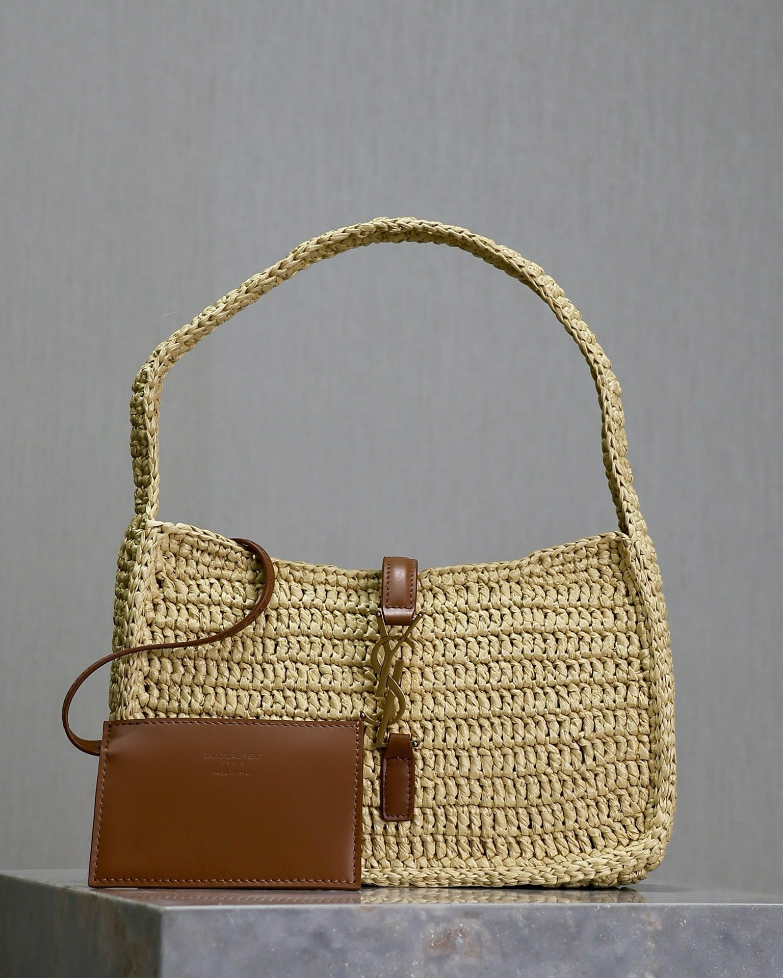 Le 5A7 Saint Laurent 657228.23