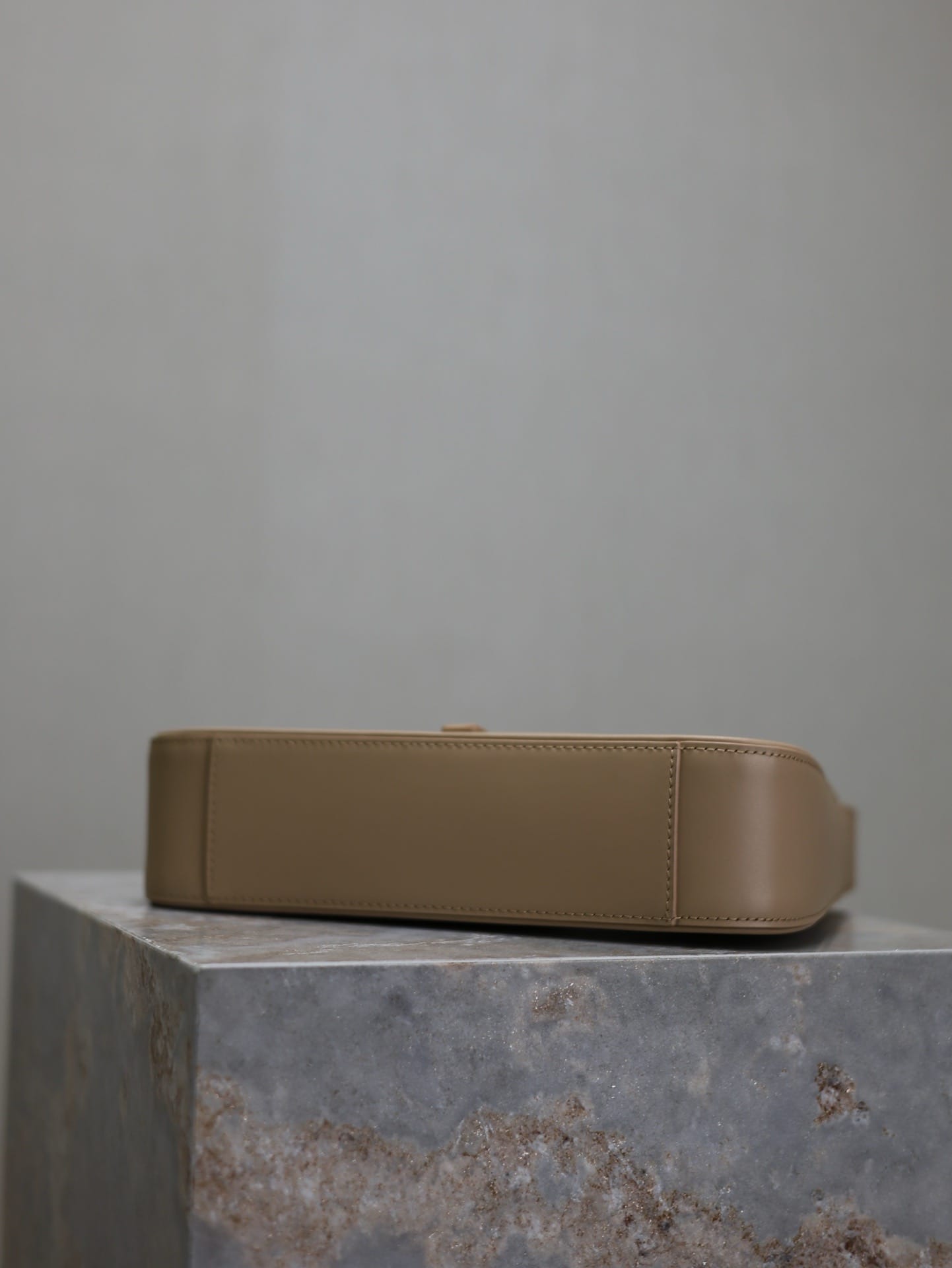 Le 5A7 Saint Laurent 657228.24