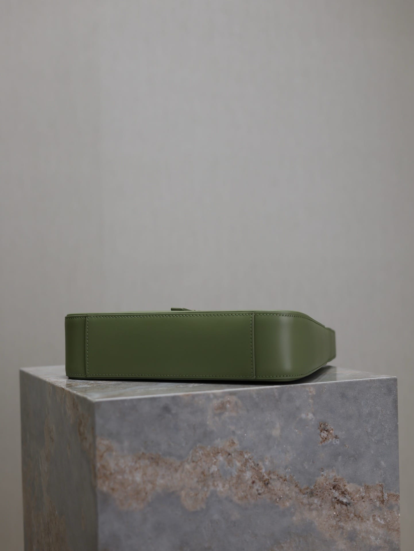 Le 5A7 Saint Laurent 657228.26