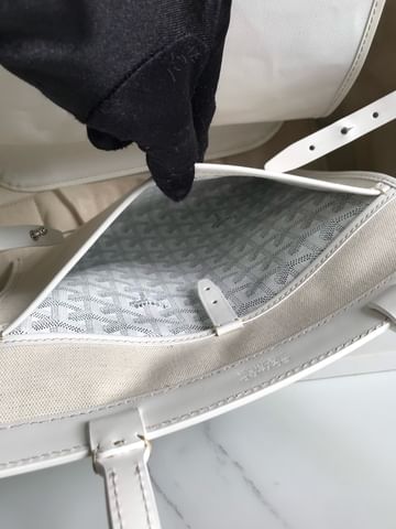 Bellechasse Biaude-7 Goyard