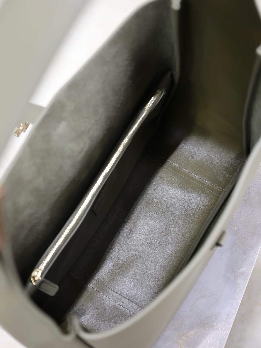 LE 5A7 Supple Saint Laurent 753837.9