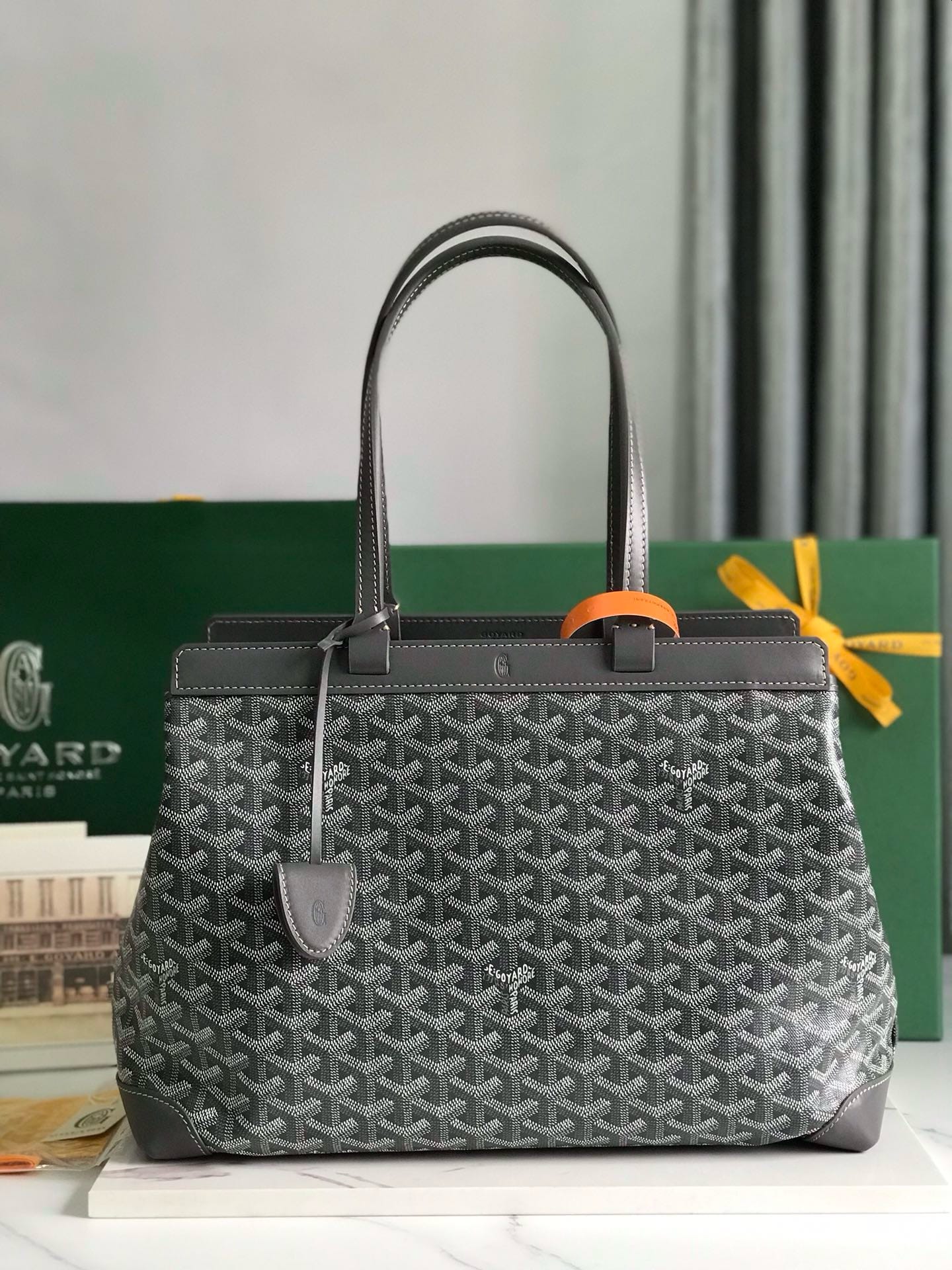 Bellechasse Biaude-6 Goyard