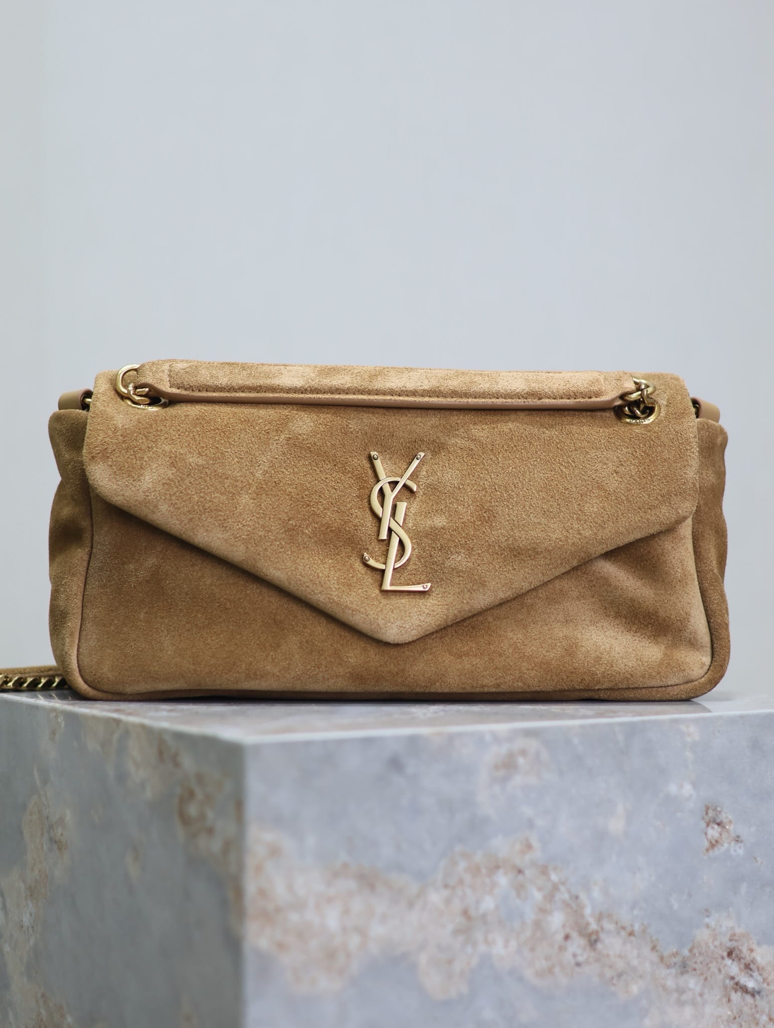 Calypso Saint Laurent 734153.6