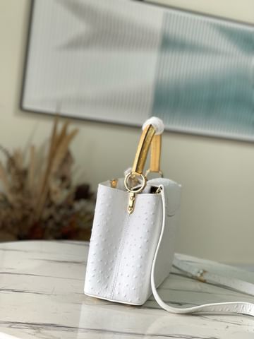 Capucines 31cm Louis Vuitton M95393.5