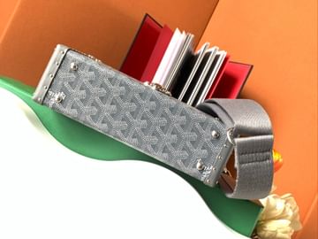 Goyard Cassette Goyard 8821.79A