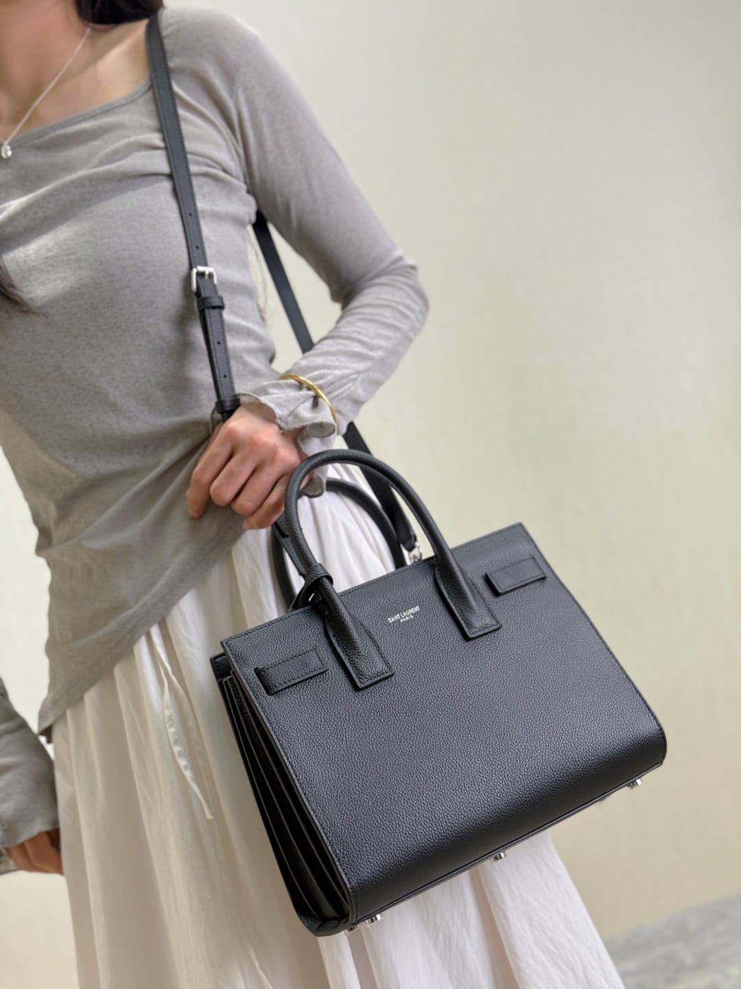 Le sac de jour 26cm Saint Laurent 421863.8