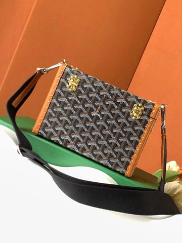 Goyard Cassette Goyard 8821.5