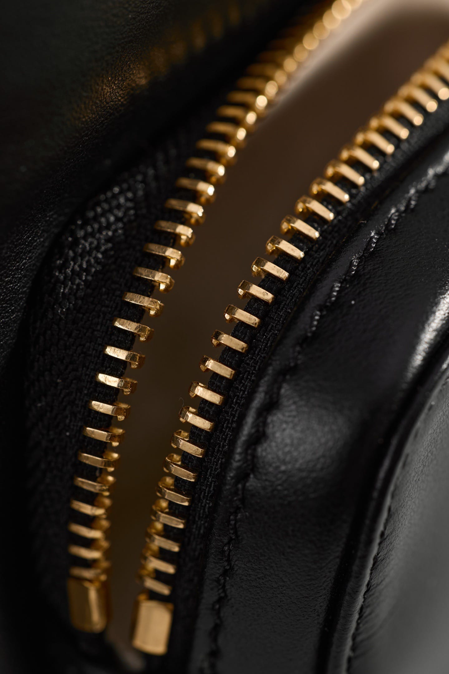 Leather backpack Miu Miu 5BZ043.1