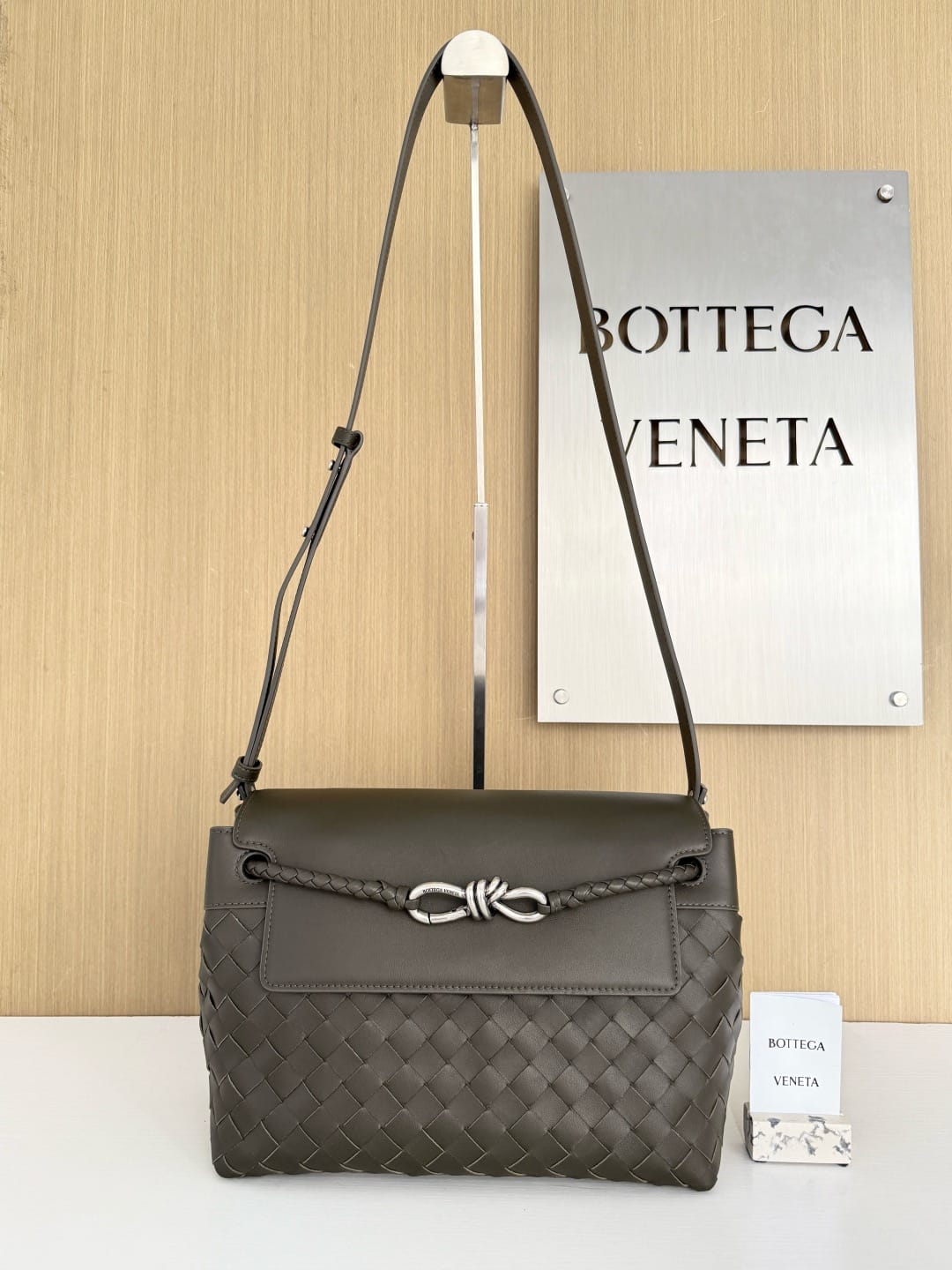 Andiamo 2025 Bottega Veneta 815781.2