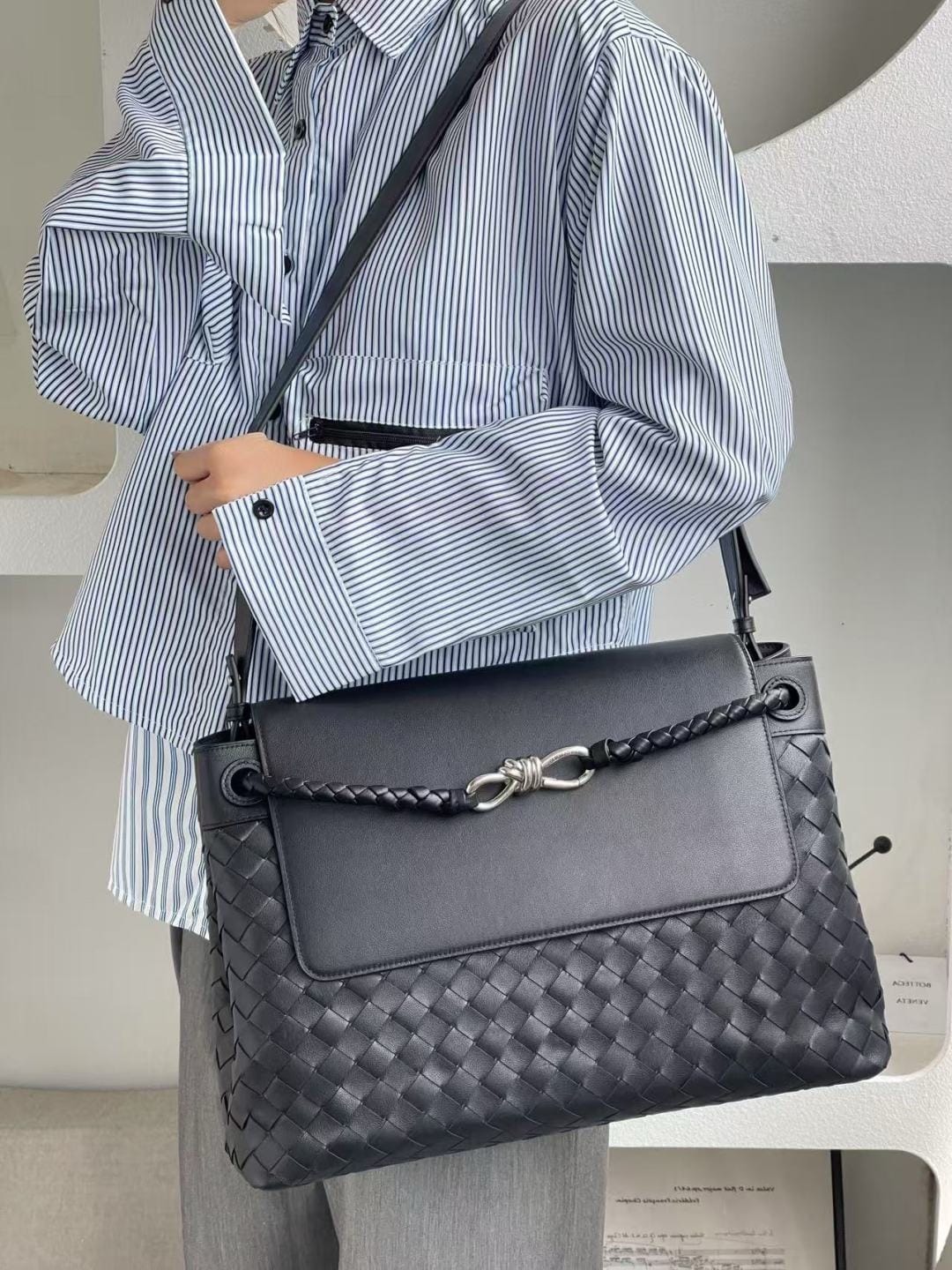 Andiamo 2025 Bottega Veneta 807715.1
