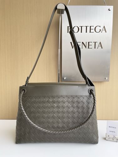 Andiamo 2025 Bottega Veneta 807715.2