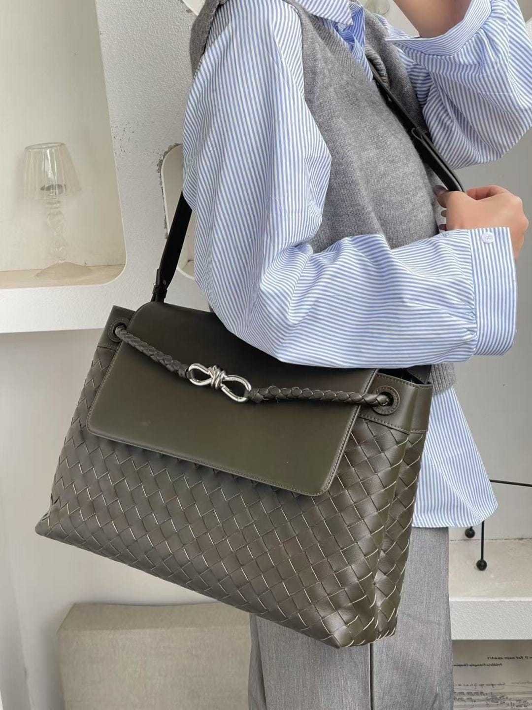Andiamo 2025 Bottega Veneta 807715.2