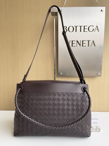 Andiamo 2025 Bottega Veneta 807715.3