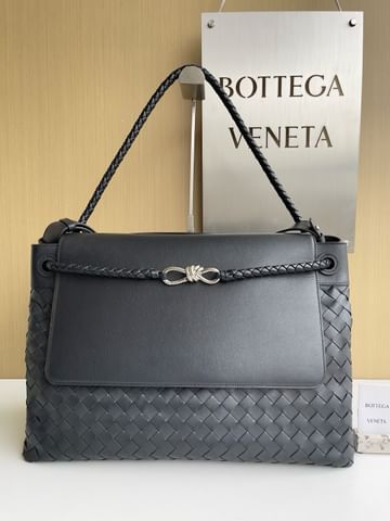 Andiamo 2025 Bottega Veneta 805969.2