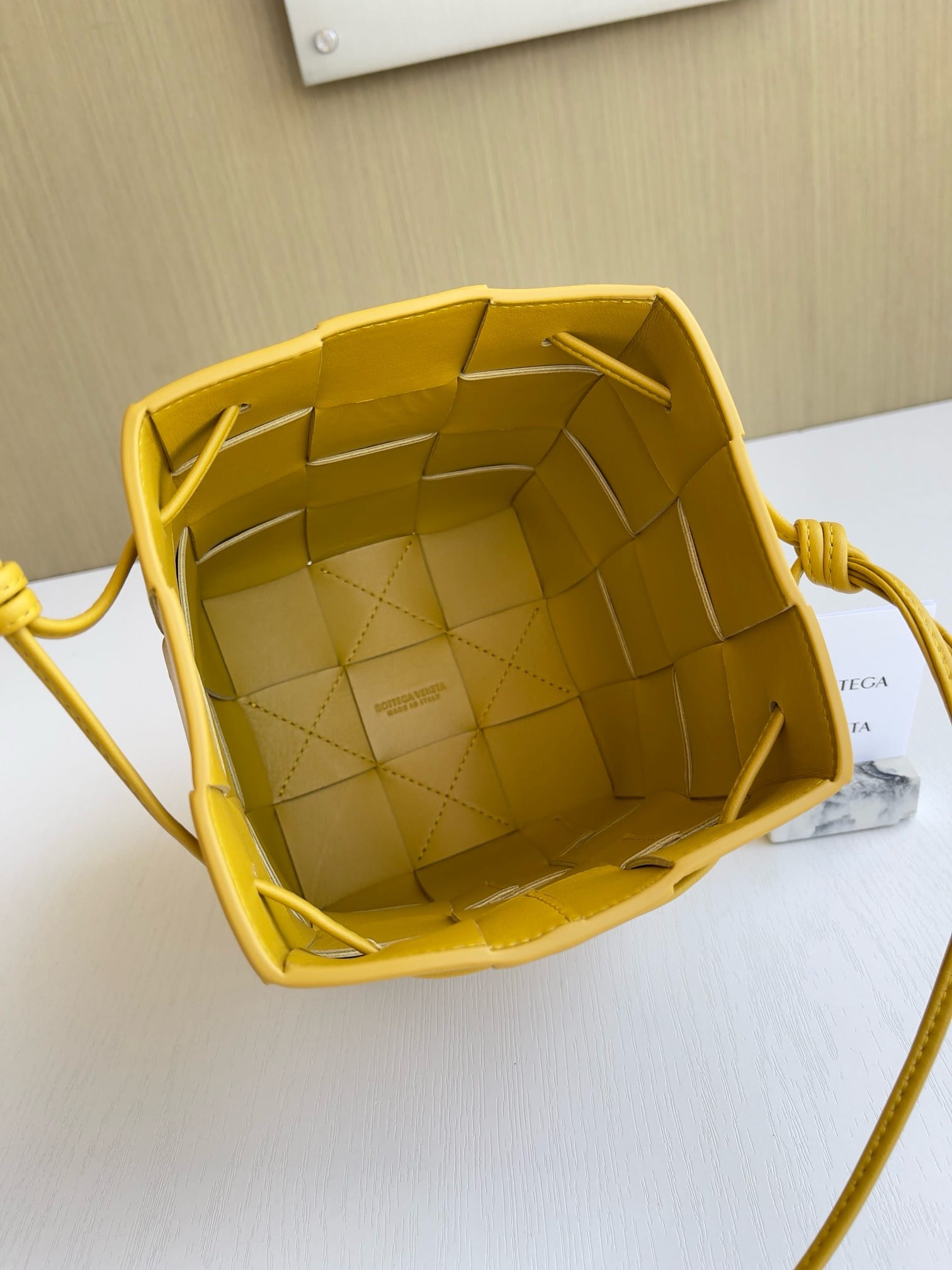 Jio Bottega Veneta 680218.4