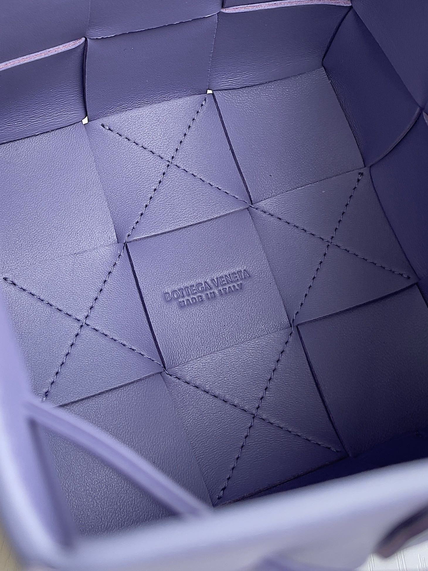 Jio Bottega Veneta 680218.5