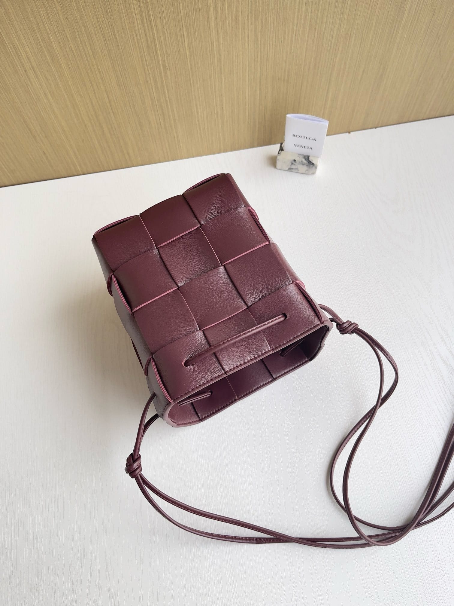 Jio Bottega Veneta 680218.6