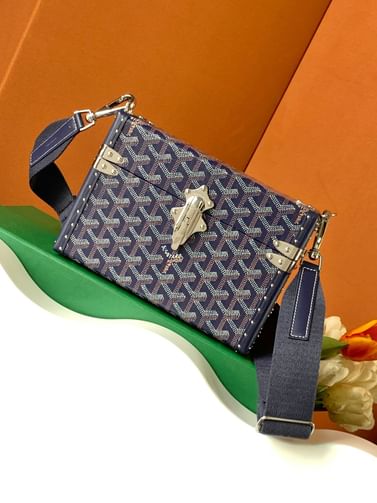 Goyard Cassette Goyard 8821.02