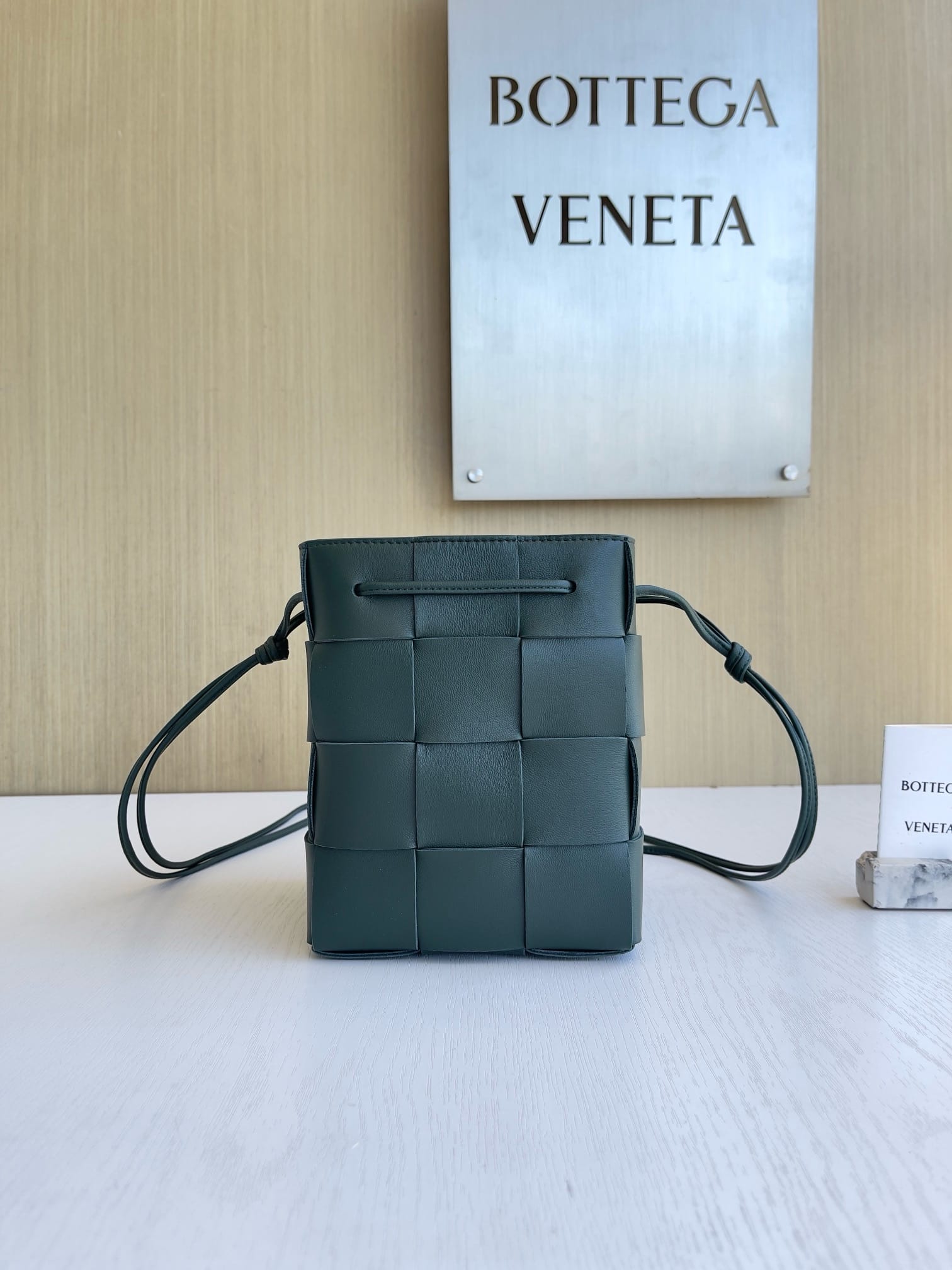 Jio Bottega Veneta 680218.8