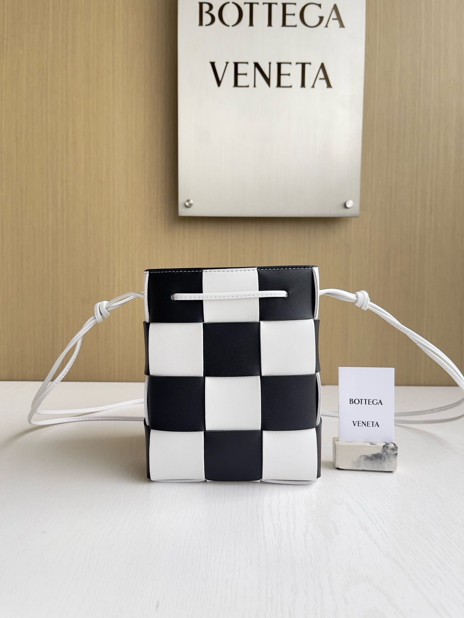 Jio Bottega Veneta 680218.13