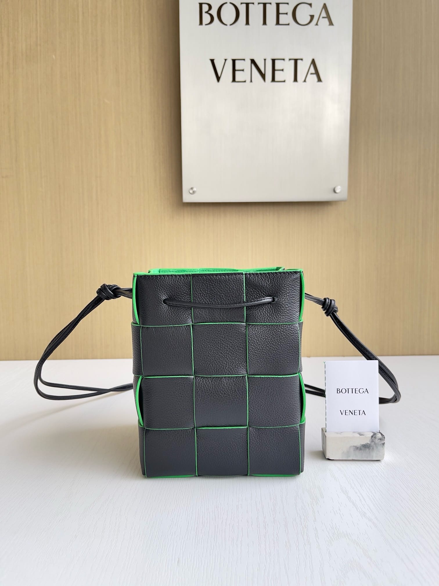 Jio Bottega Veneta 680218.15