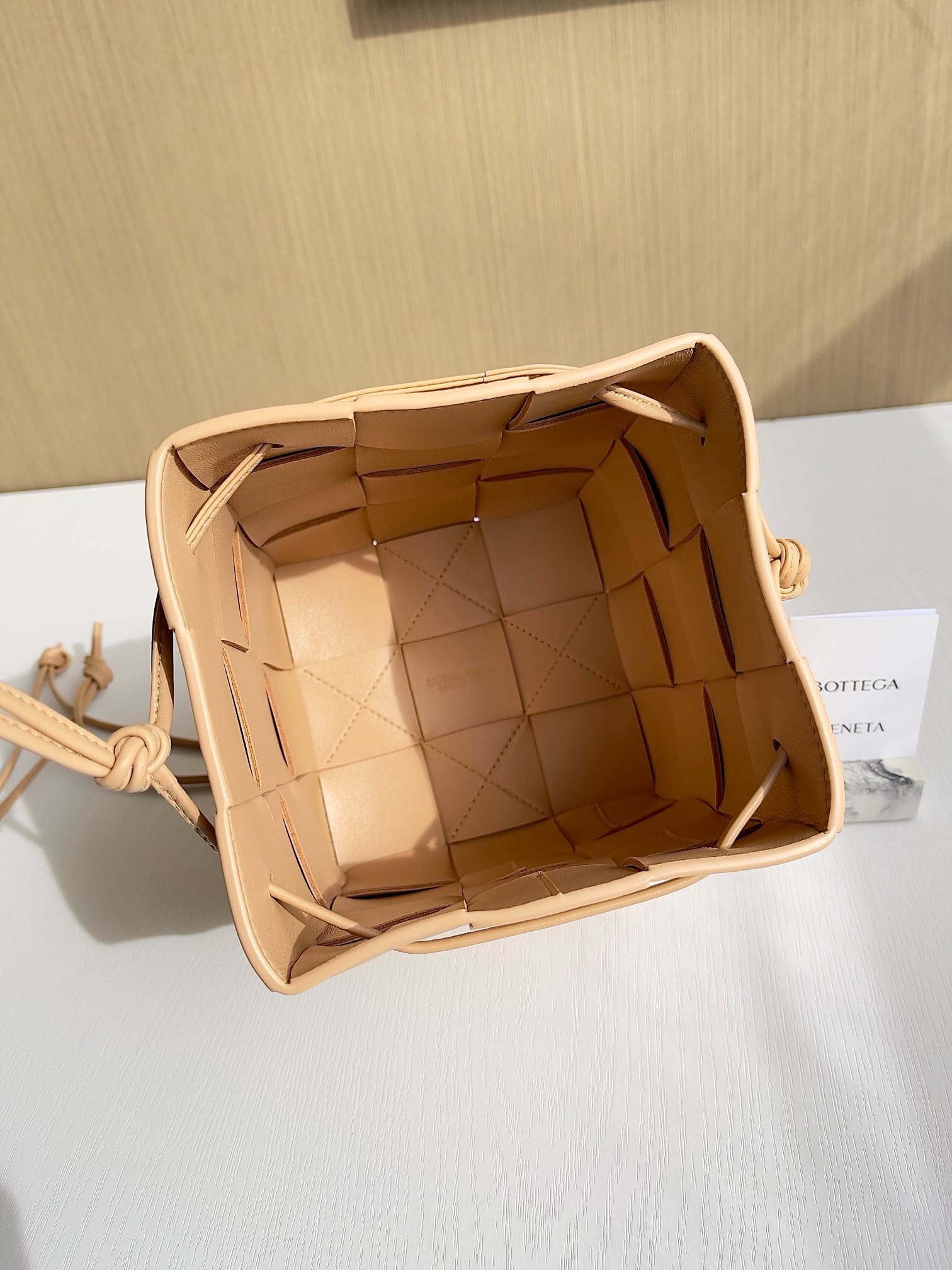 Jio Bottega Veneta 680218.25