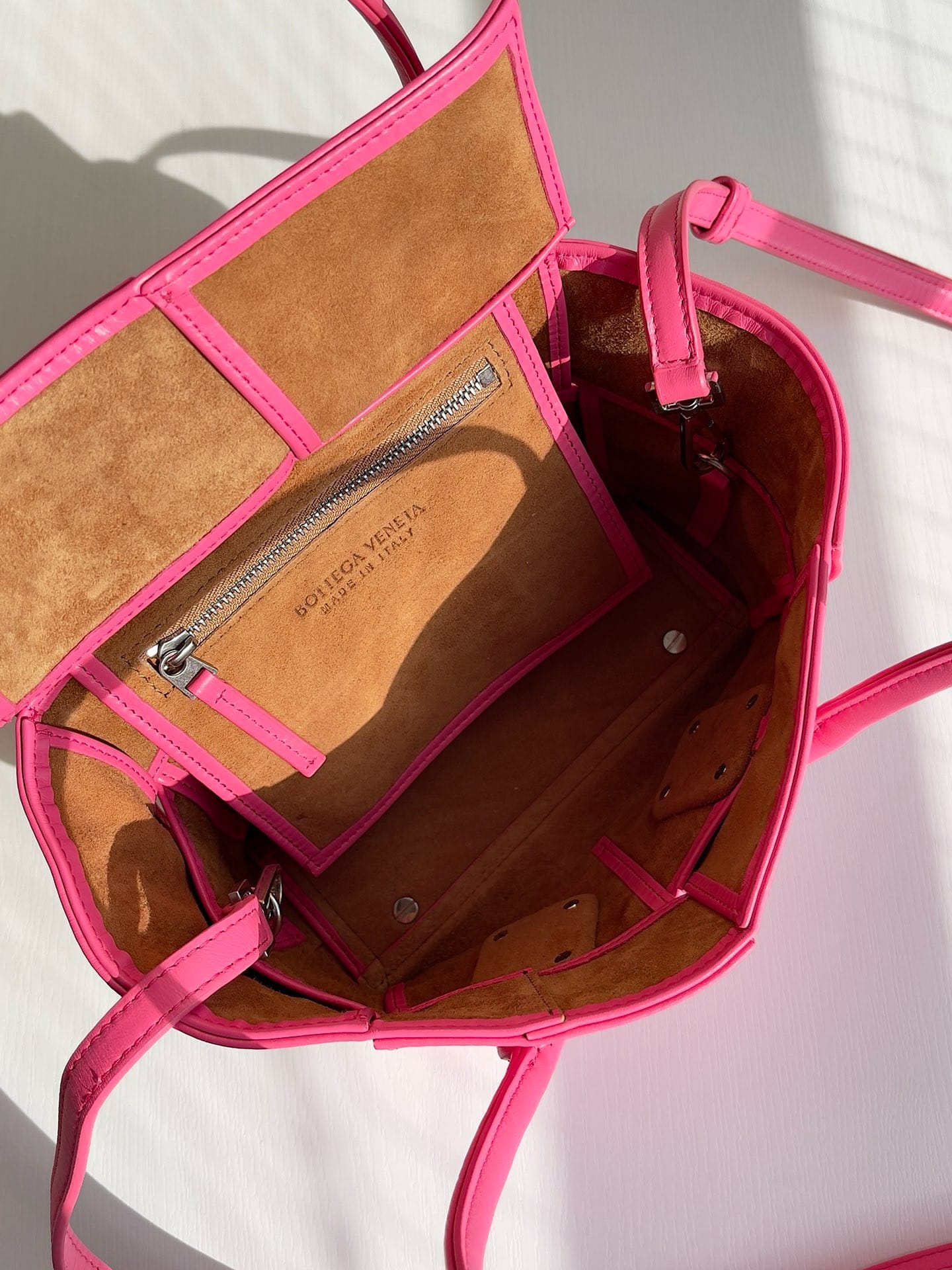 Arco Bottega Veneta 666873.4