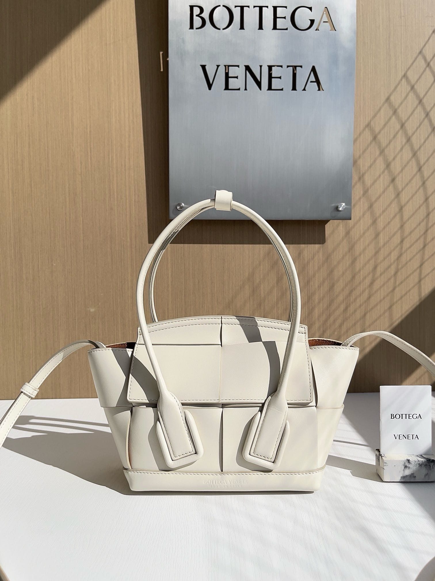 Arco Bottega Veneta 666871.13