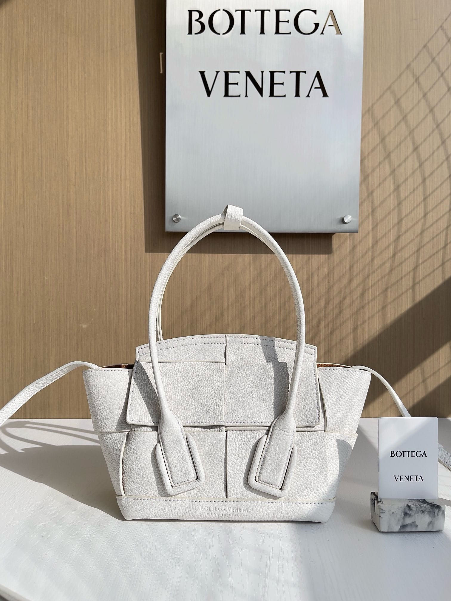 Arco Bottega Veneta 666871.15