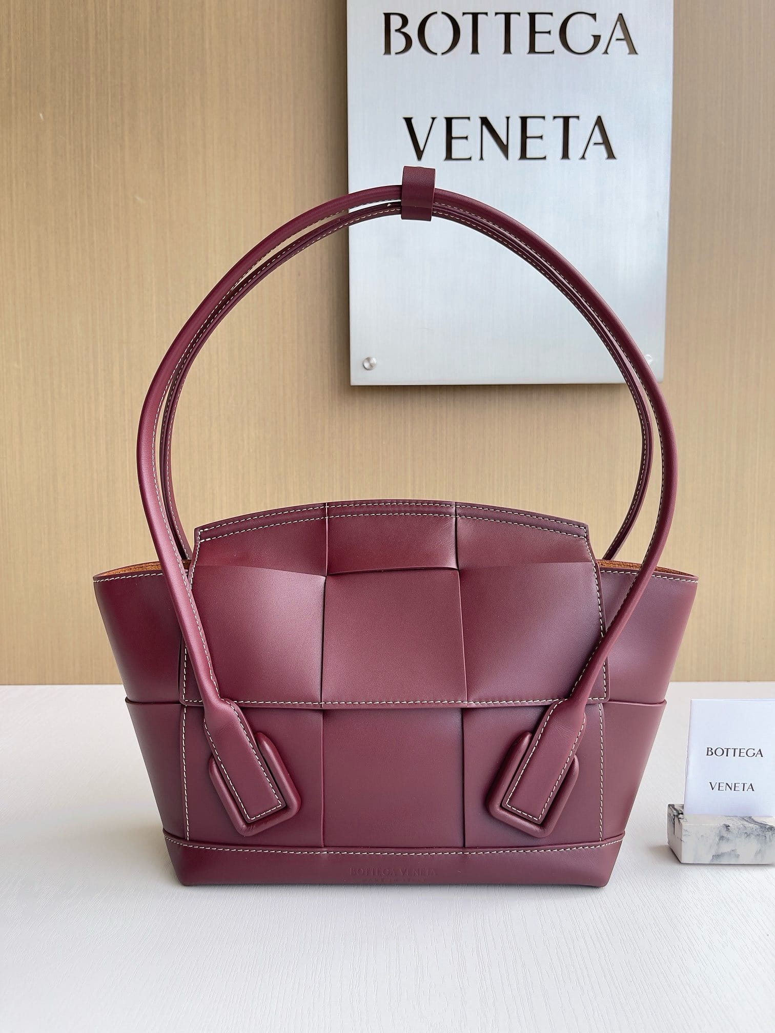 Arco Bottega Veneta 575943.5