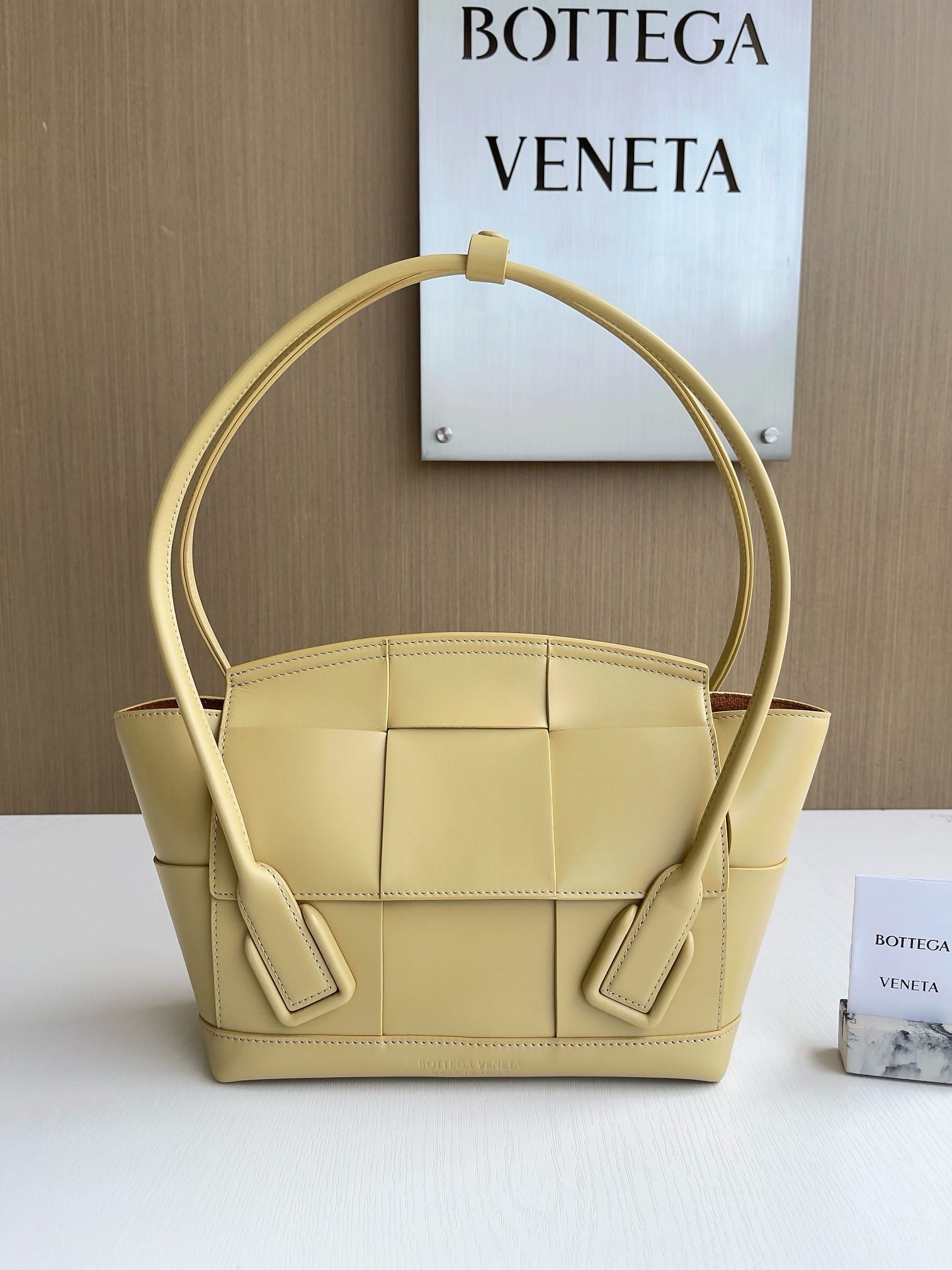 Arco Bottega Veneta 575943.7