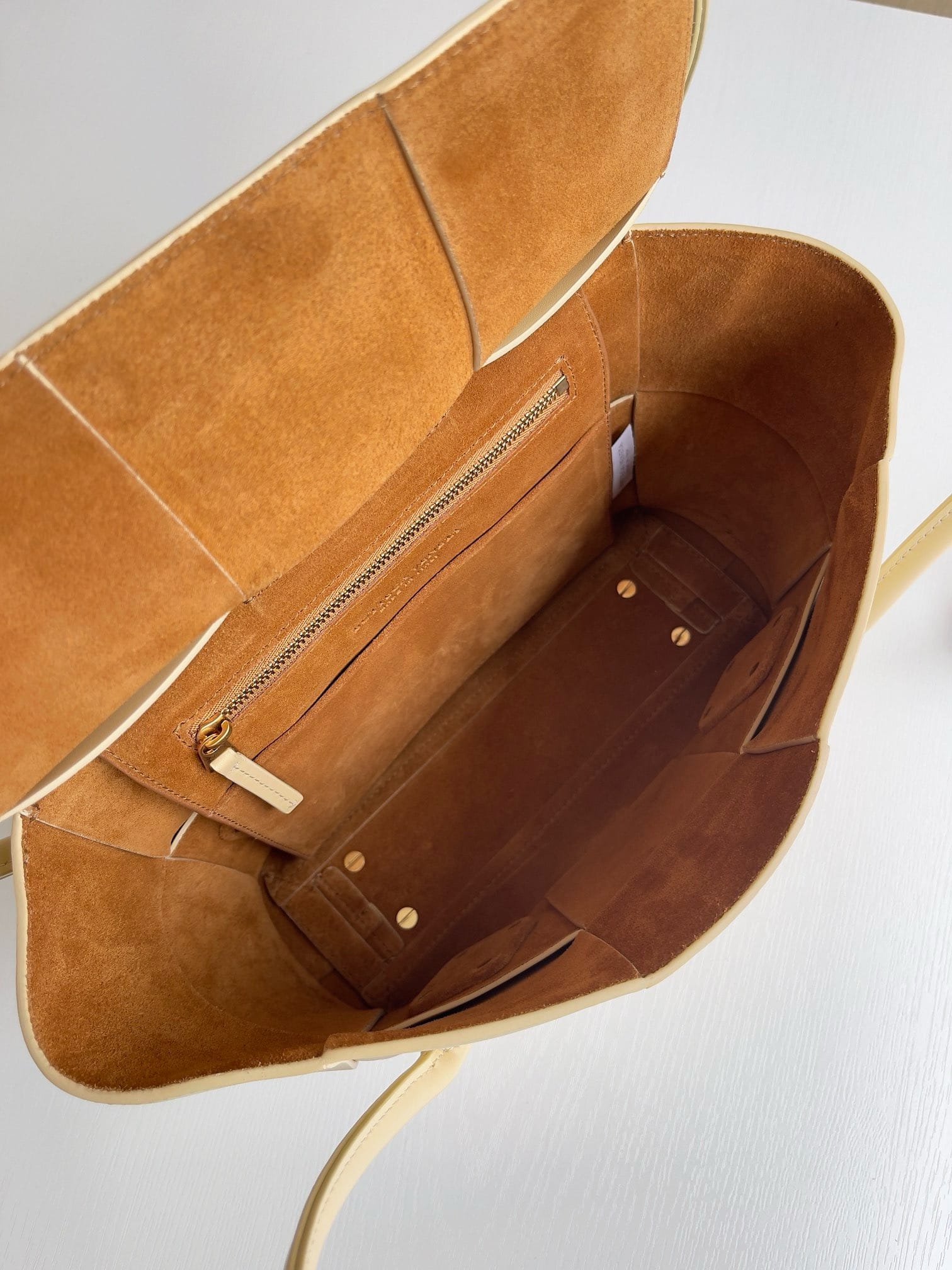 Arco Bottega Veneta 575943.15