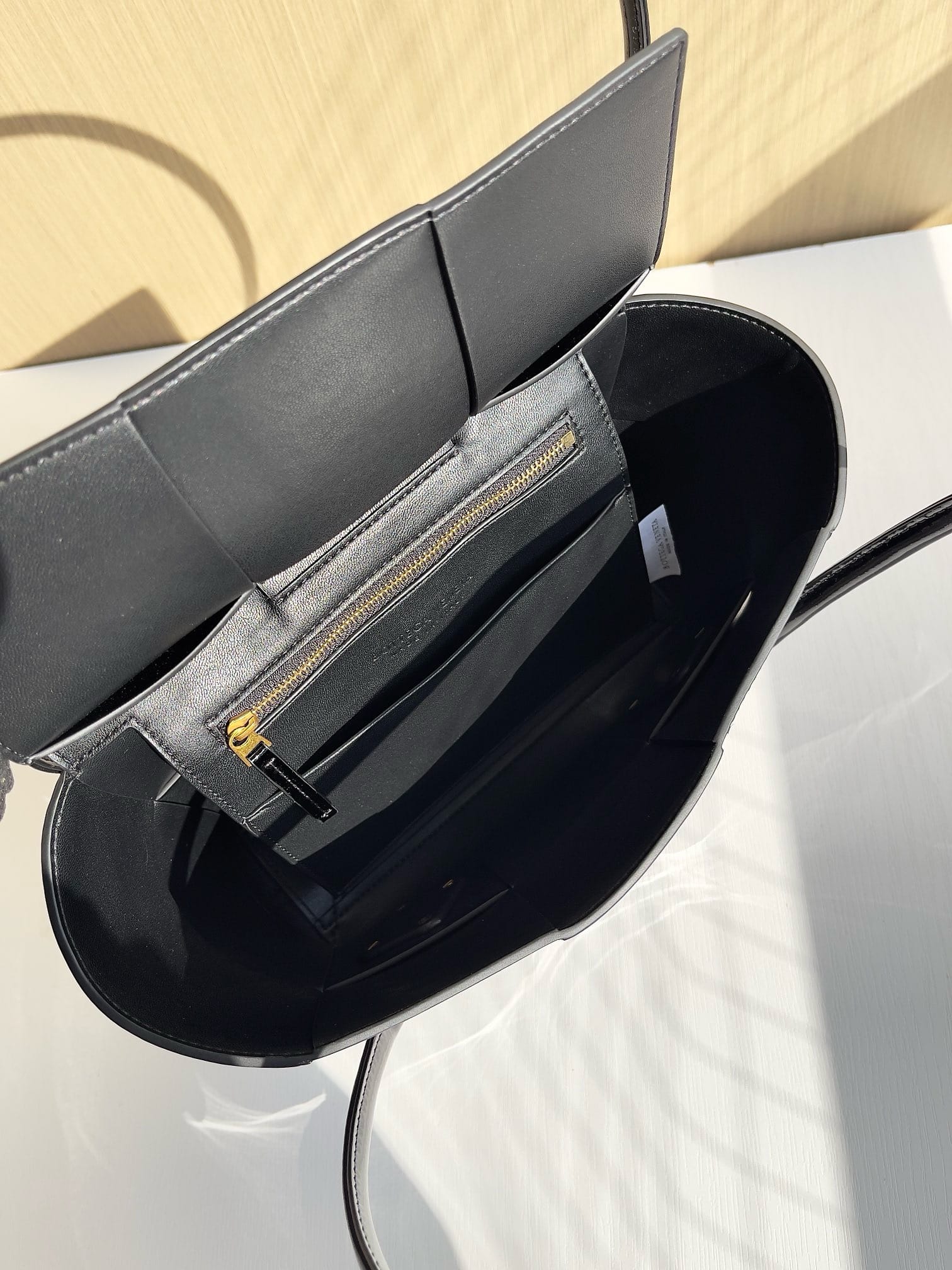 Arco Bottega Veneta 666874.1