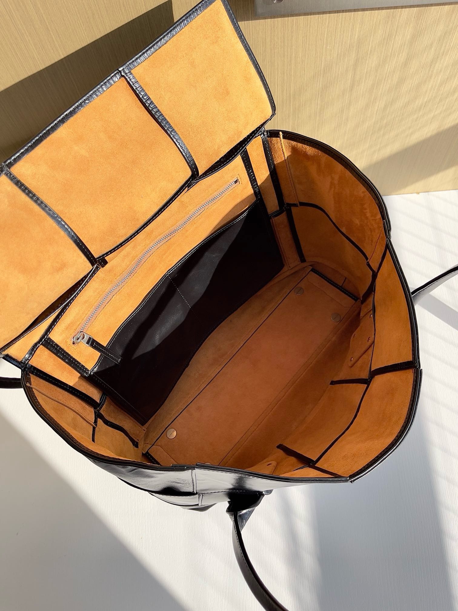 Arco Bottega Veneta 666874.6