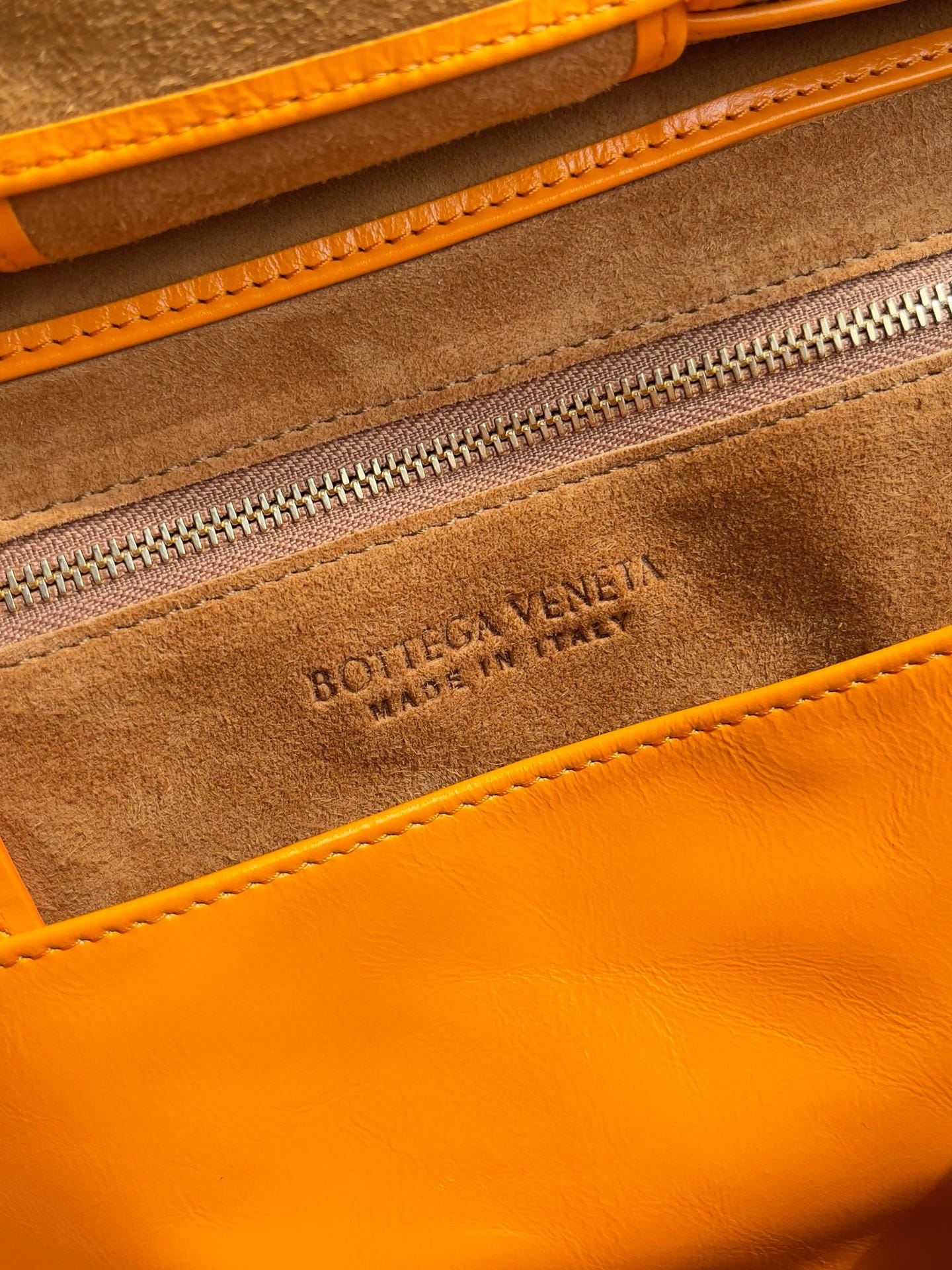 Arco Bottega Veneta 666874.7