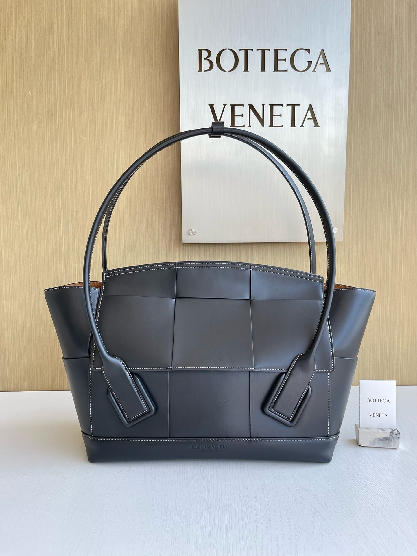 Arco Bottega Veneta 618463.1