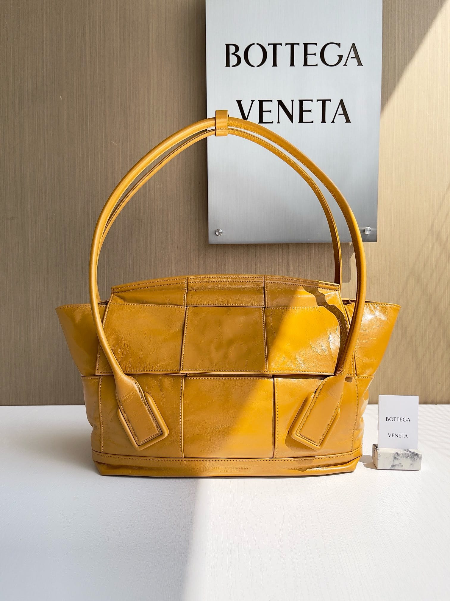 Arco Bottega Veneta 618463.5