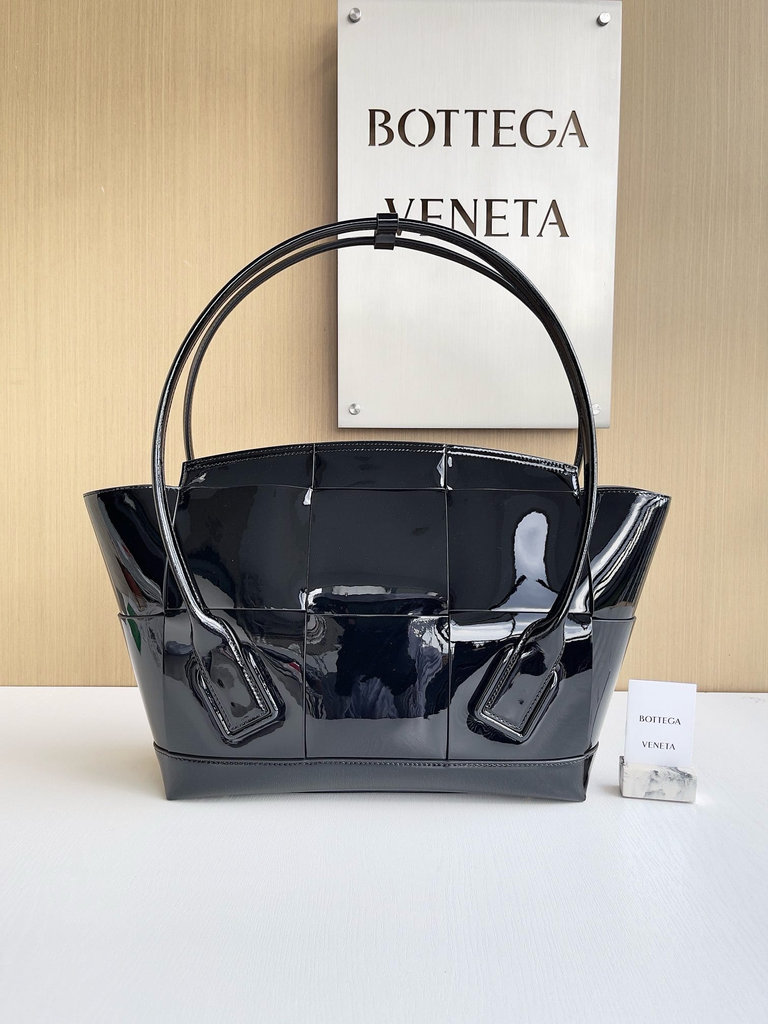 Arco Bottega Veneta 618463.6