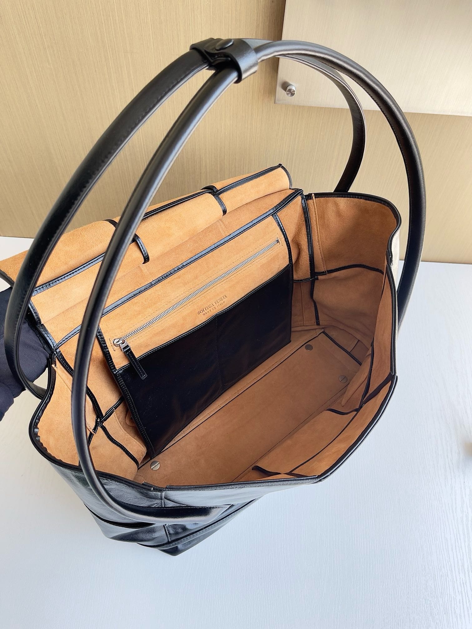 Arco Bottega Veneta 614463.4