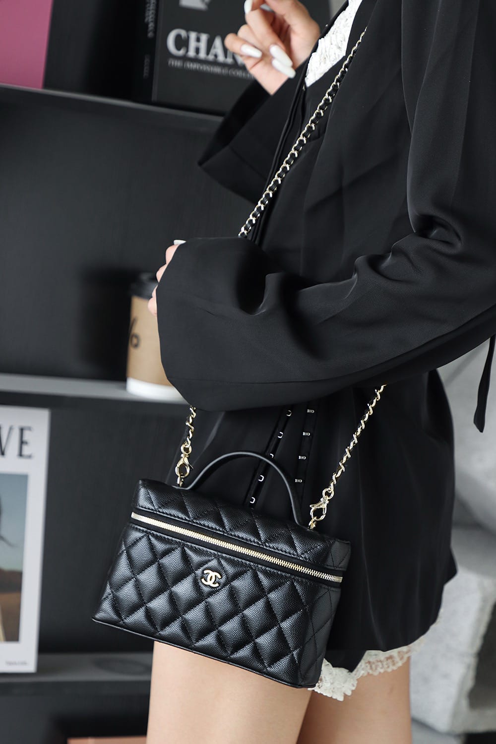 25P Vanity Chanel CHV25.2