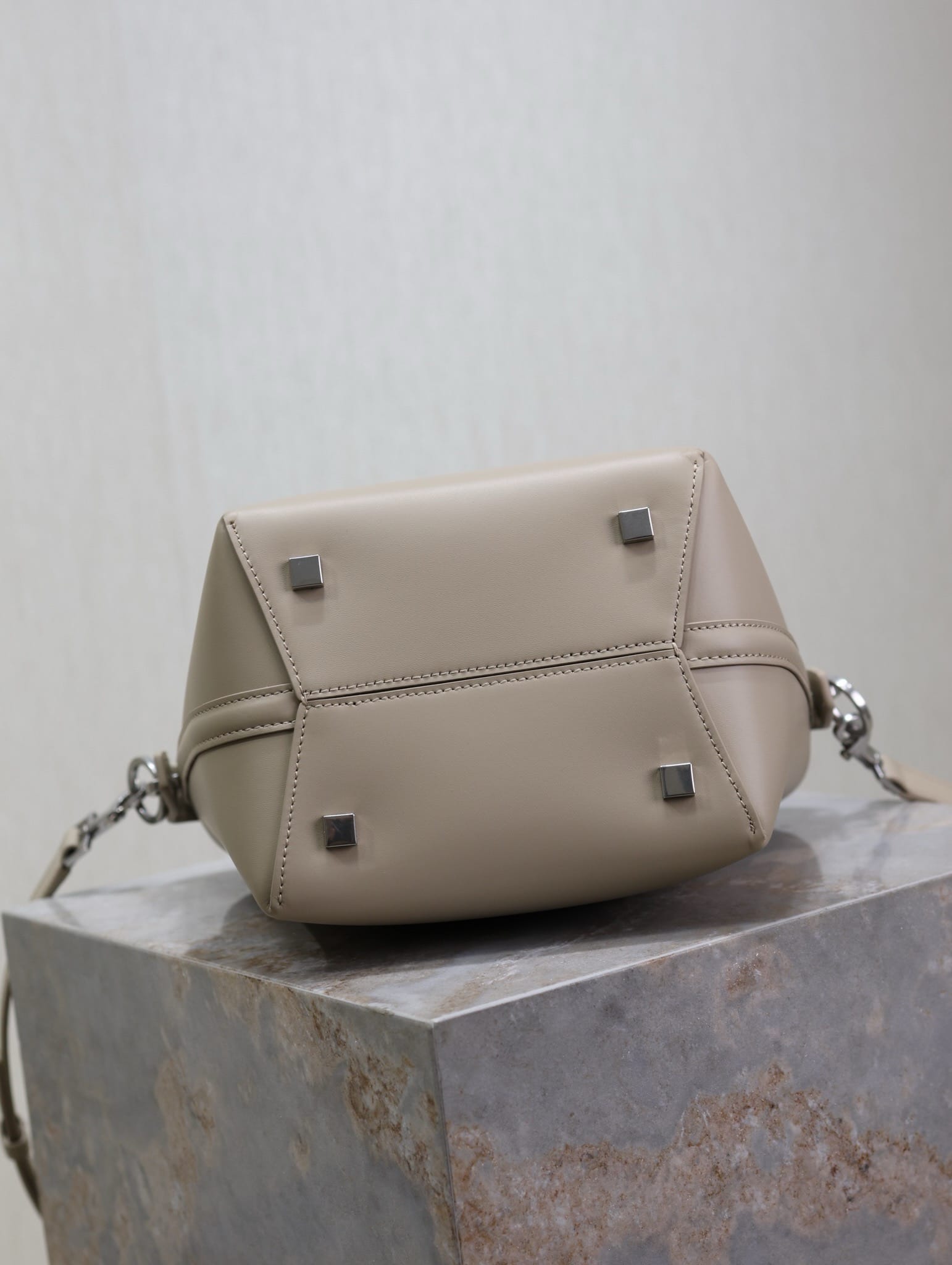 Le 37 Saint Laurent 749036.6