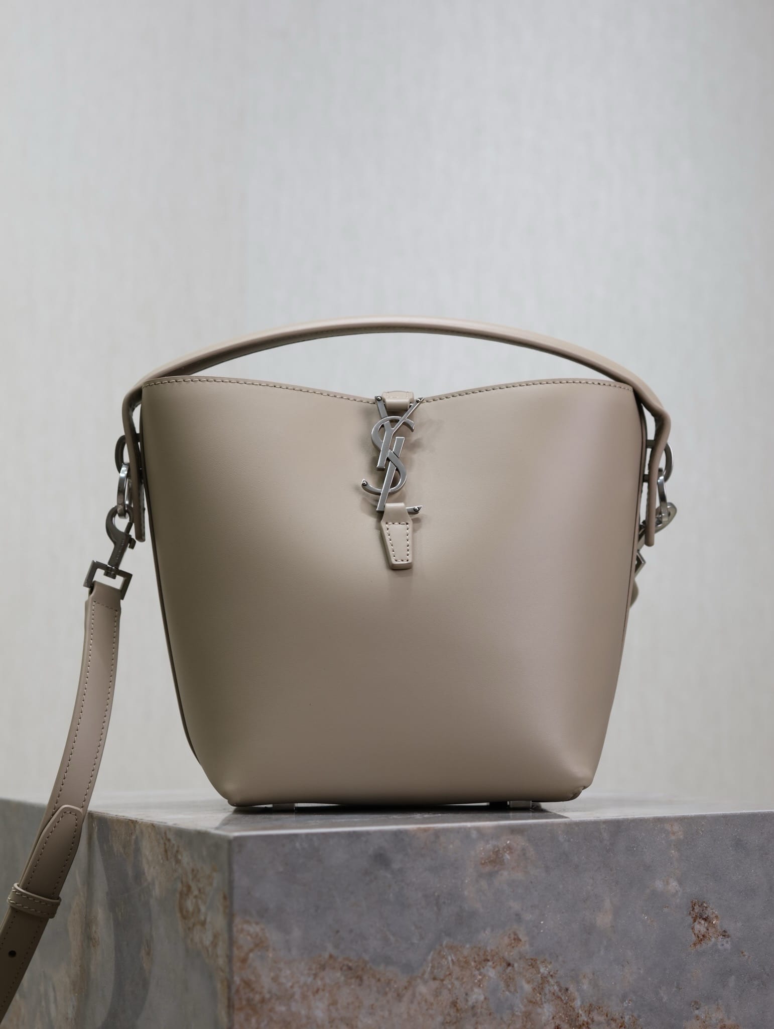 Le 37 Saint Laurent 749036.6